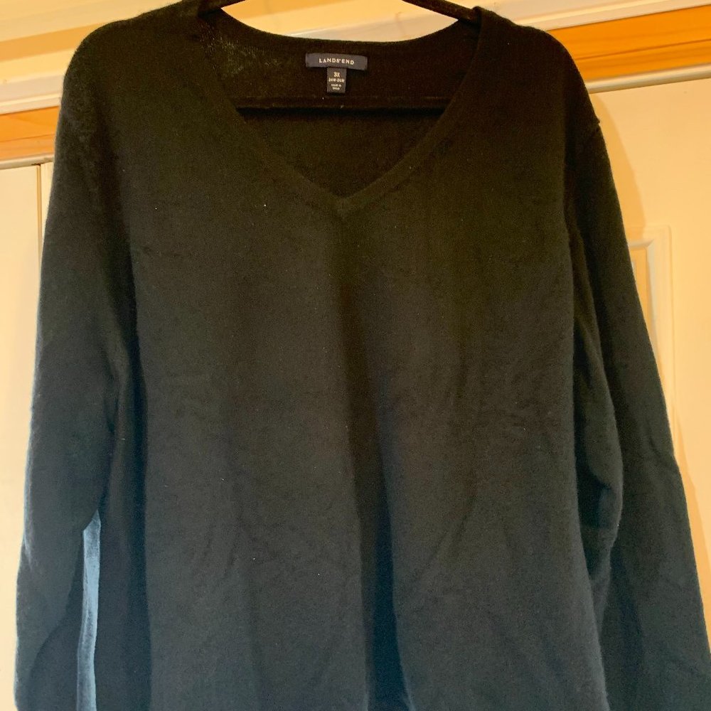 Lands End black size 3X (24W-26W) cashmere sweater